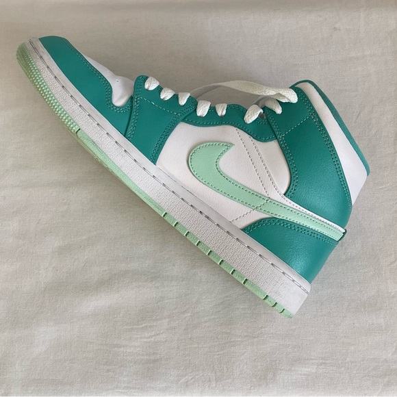 Nike Air Jordan 1 Mid Teal and White Sneakers - Picture 15 of 16